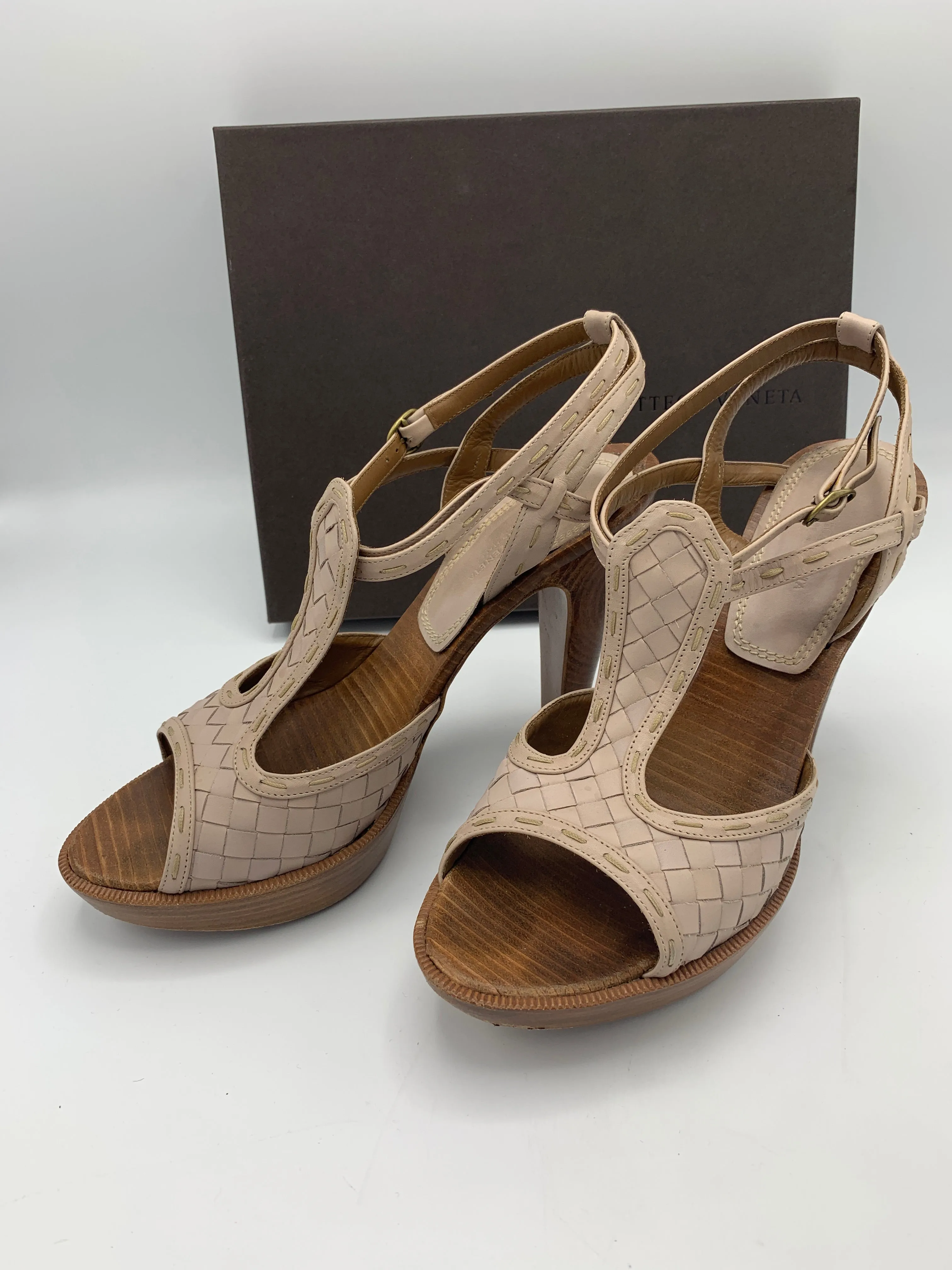 Bottega Veneta Leather heels
