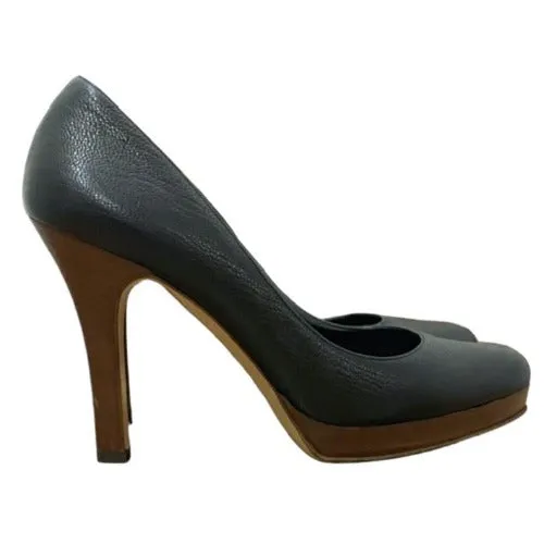 GUCCI Black Leather Almond Toe Wood Heel Platform Pumps, Size 37.5